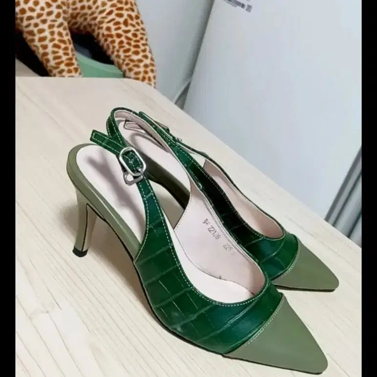 [BUNJANG] Kaizen Green Mule Heels (8cm Heel Height) / (새상품)카이젠 그린 뮬 힐 225.  굽높이 8