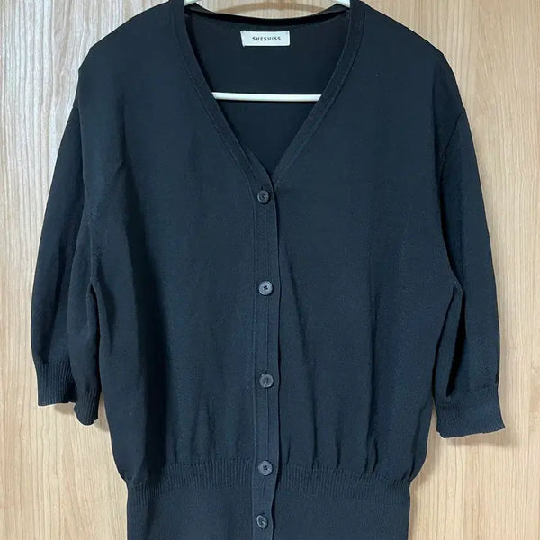 [BUNJANG] SHESMISS Black Knit Cardigan / SHESMISS 블랙 니트가디건.
