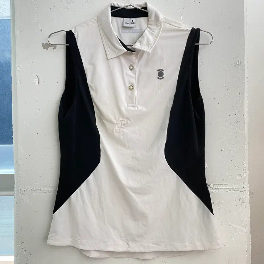 [BUNJANG] W.ANGLE Sleeveless Golf Top / (S) 와이드앵글 W.ANGLE 골프 민소매 나시