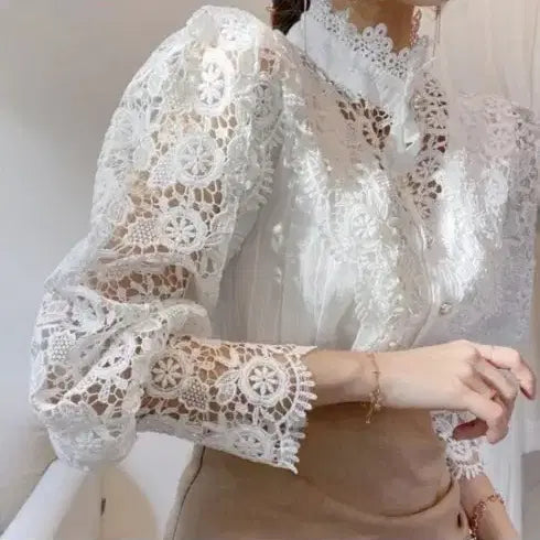 [BUNJANG] Lace Punching See-through Blouse / (새상품)레이스 펀칭 시스루블라우스