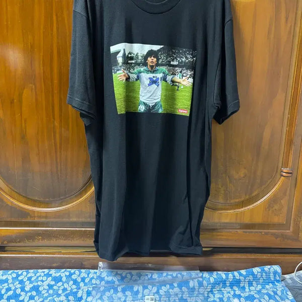 [BUNJANG] Supreme 24SS Maradona T-Shirt Black / [L] 24ss 슈프림 마라도나 티셔츠 블랙