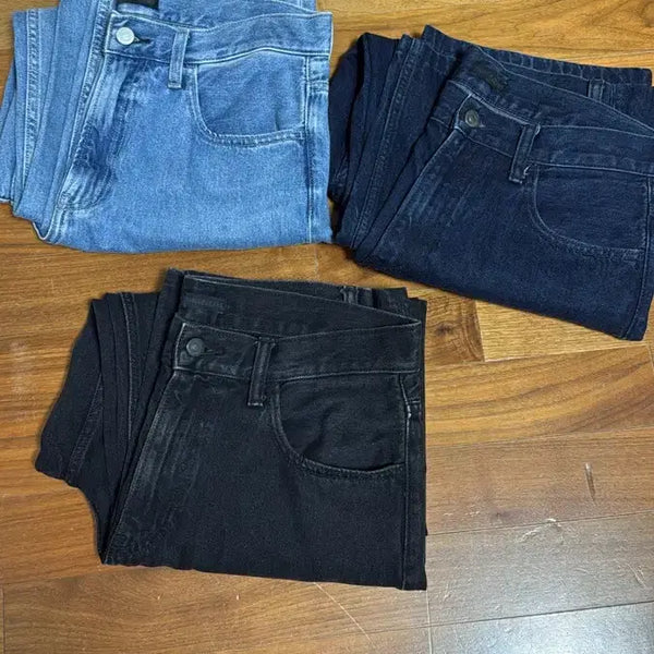 [BUNJANG] Uniqlo Wide Straight Jeans / 유니클로 와이드 스트레이트 진 30사이즈