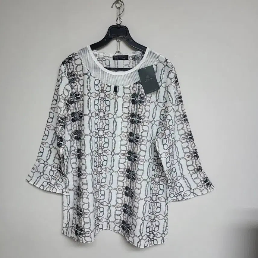 [BUNJANG] Kim Chang-sook Blouse Women's Size 77 / (새상품) 김창숙  블라우스  ( 여 77)