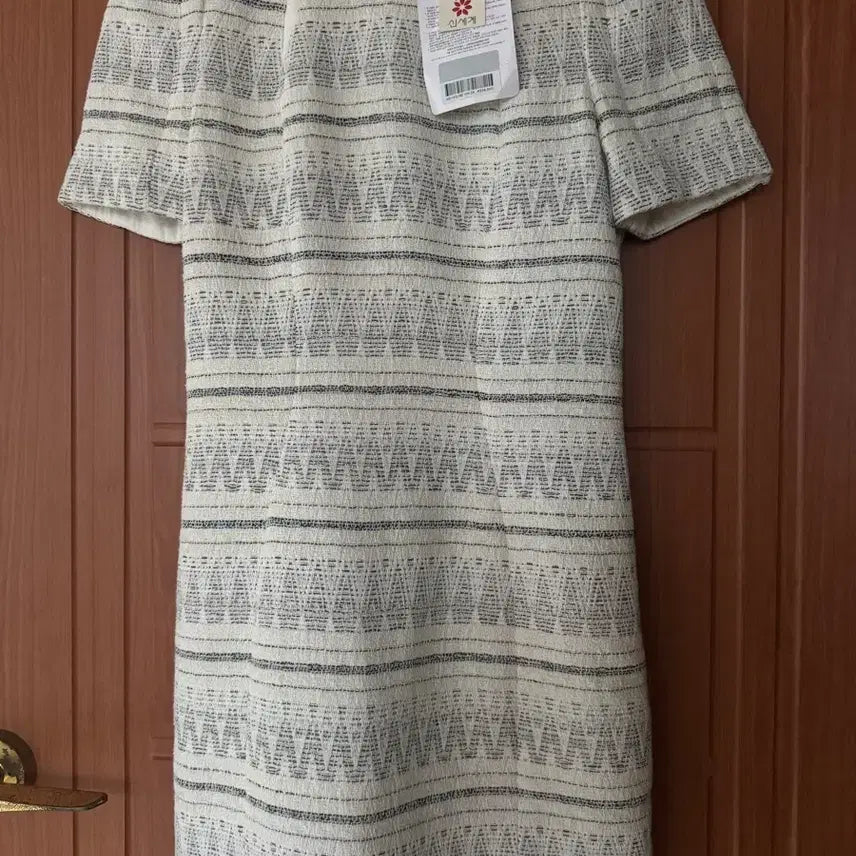 [BUNJANG] MAGIN Patterned Midi Dress / 매긴 원피스 새 옷