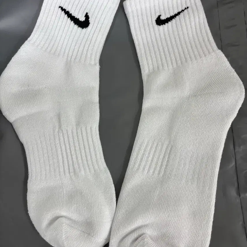 [BUNJANG] Nike Multi-Pack Crew Socks (10 Pairs) / (무배)나이키 양말 이중 중목 10켤레