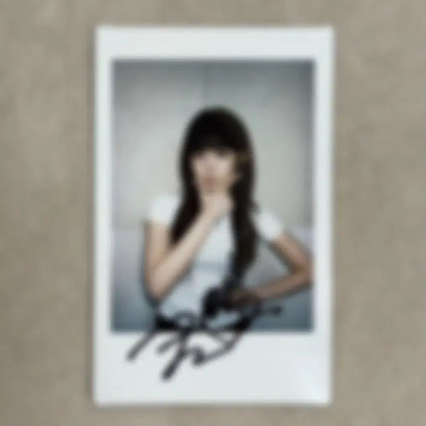 [BUNJANG] tripleS Kotone Signed Polaroid / 트리플에스 tripleS 코토네 S11 싸인 폴라로이드