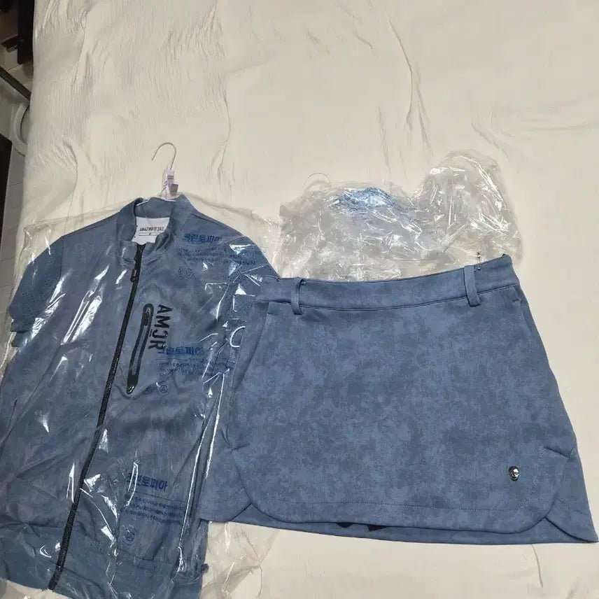 [BUNJANG] Amazingcree Golf Wear Set - Cobalt Blue / 어메이징크리 골프복 셋트