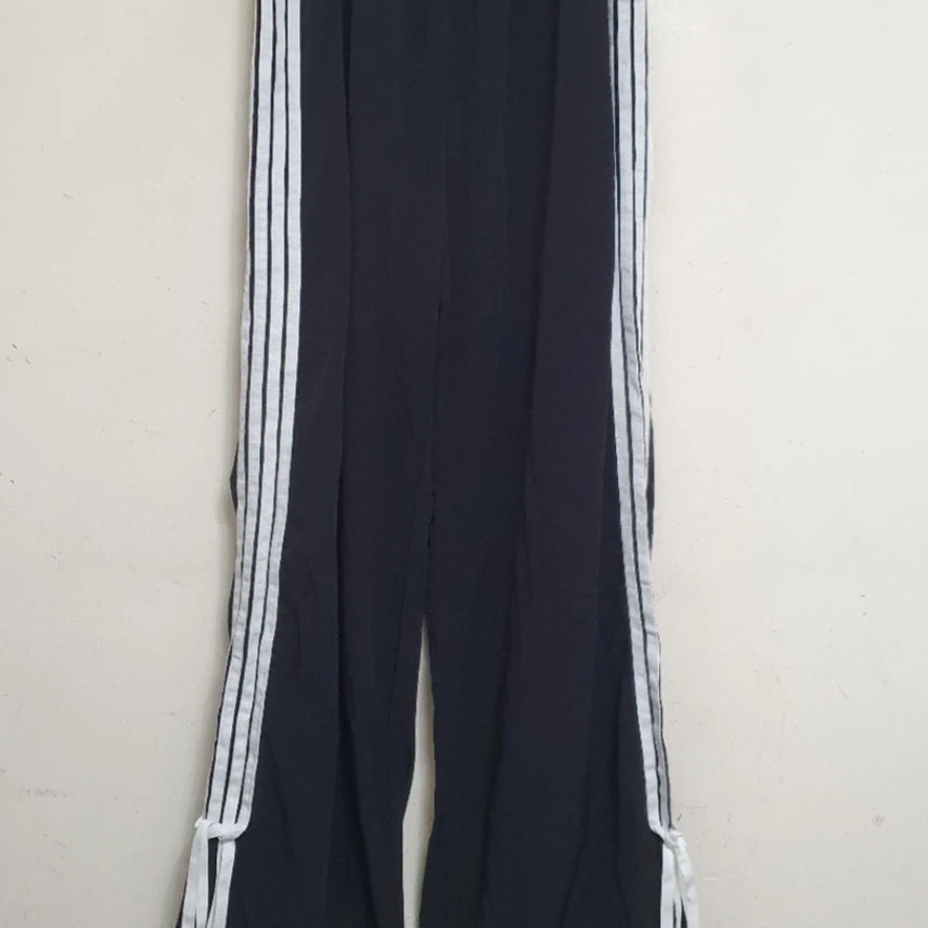 [BUNJANG] Black Three-Stripe Wide Training Pants with Bottom Ribbon / 밑리본 삼선 와이드 트레이닝 팬츠 바지