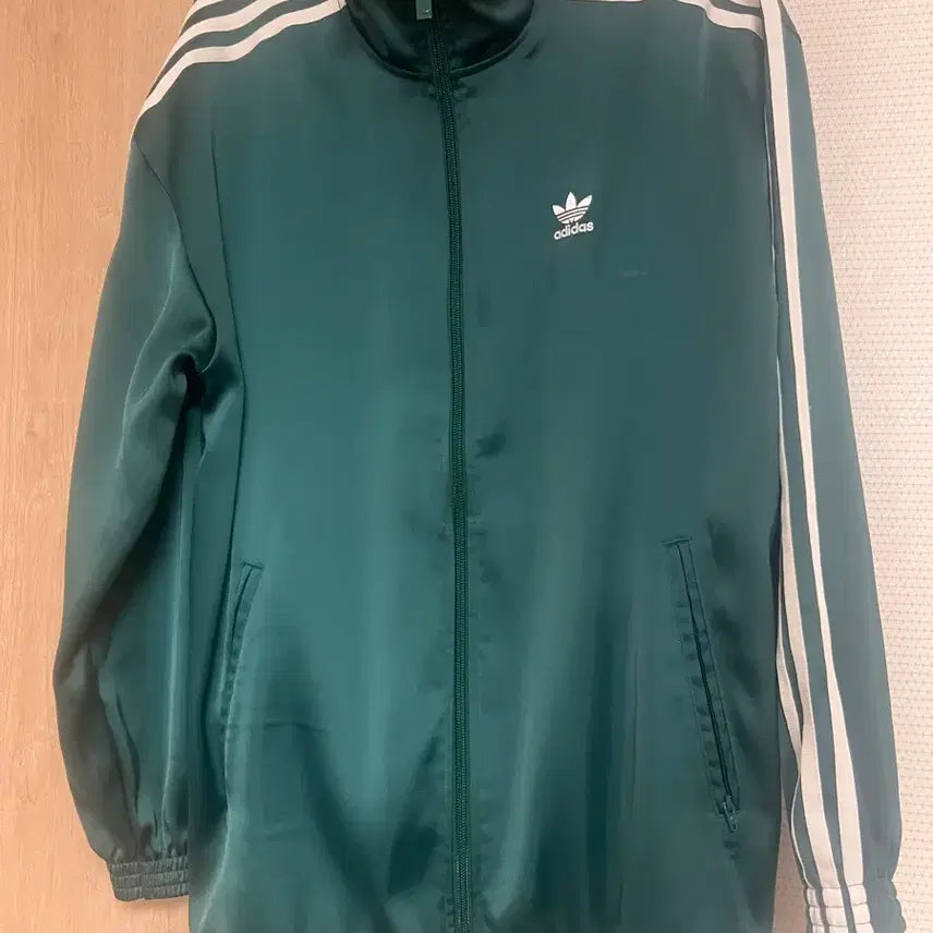 [BUNJANG] Adidas Green Jersey (Size M) / 아디다스 져지 그린(M사이즈)