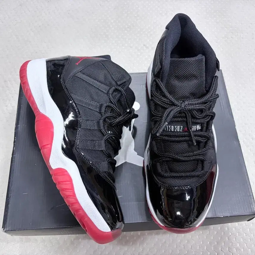 [BUNJANG] Nike Air Jordan 11 Retro 'Bred' Sneakers / 새상품) 나이키 에어조던11 레트로 브레드 스니커즈