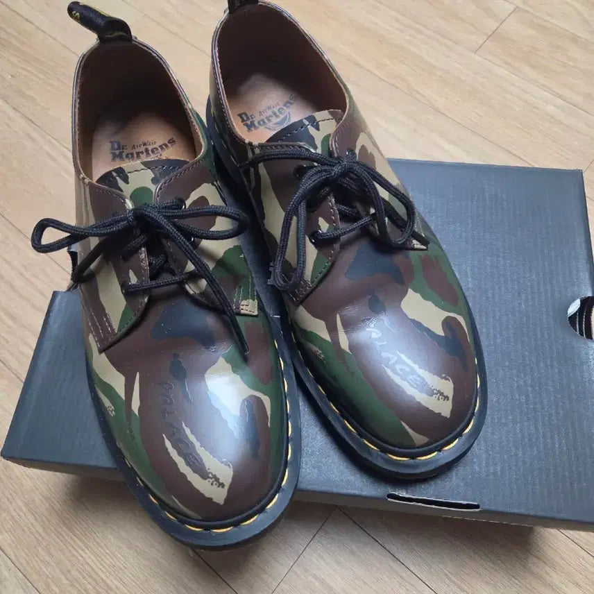 [BUNJANG] Palace x Dr. Martens Camo Boots Size 260 / 팔라스 닥터마틴 카모 260