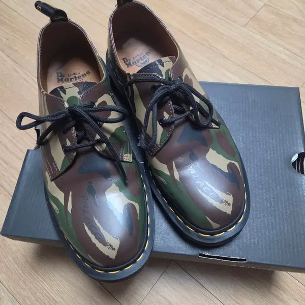 [BUNJANG] Palace x Dr. Martens Camo Boots Size 260 / 팔라스 닥터마틴 카모 260