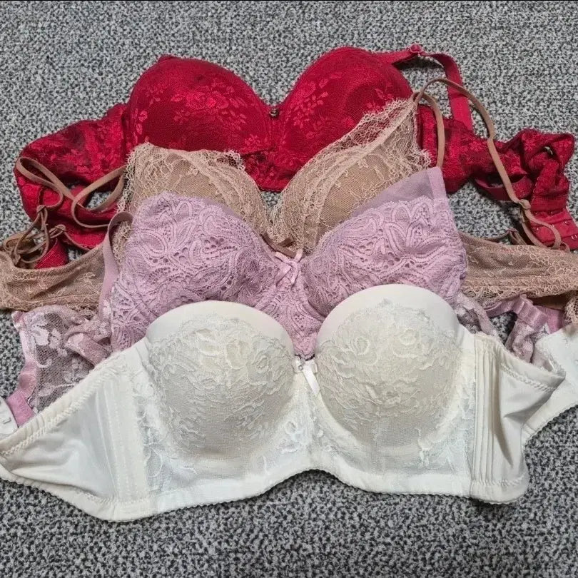 [BUNJANG] Women's Lace Bra Set (4 Pieces) / 여성 레이스 브라 4개