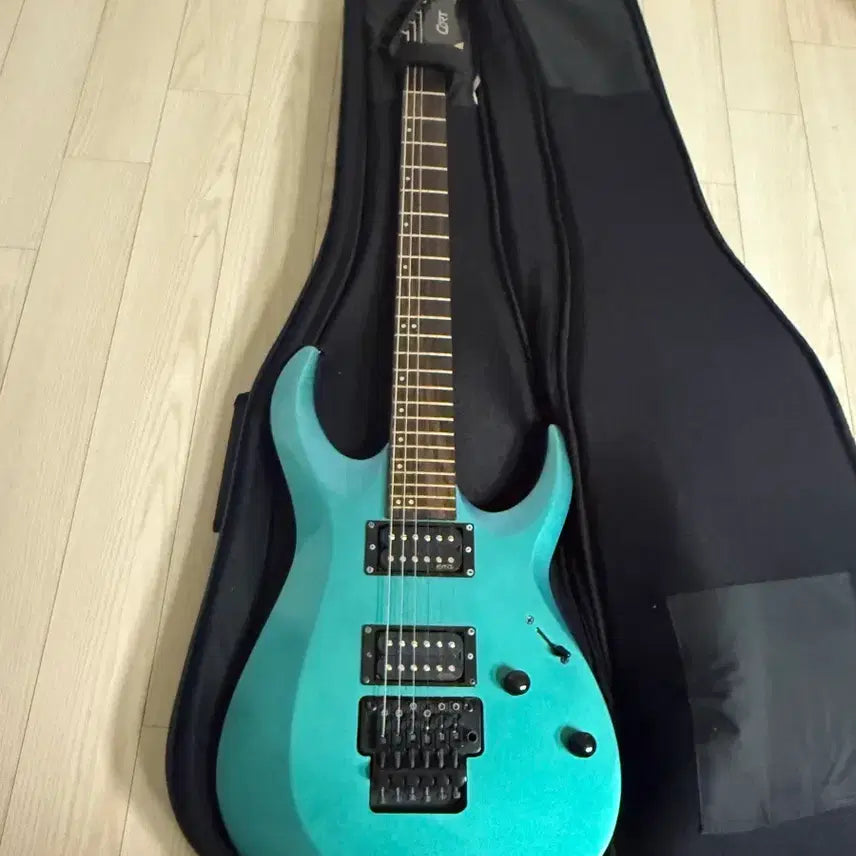[BUNJANG] Colt X300 Electric Guitar / 콜트일렉기타 x300 네고