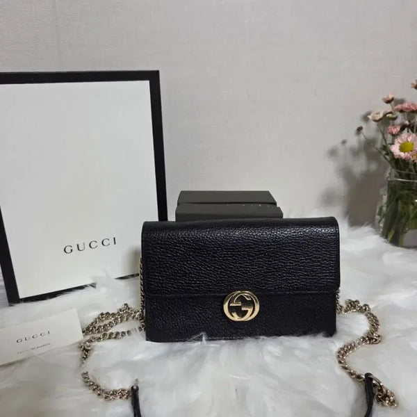 [BUNJANG] Gucci Interlocking GG Mini Chain Shoulder Bag Leather Black / 구찌  인터로킹 GG 미니 체인 숄더백 레더 블랙