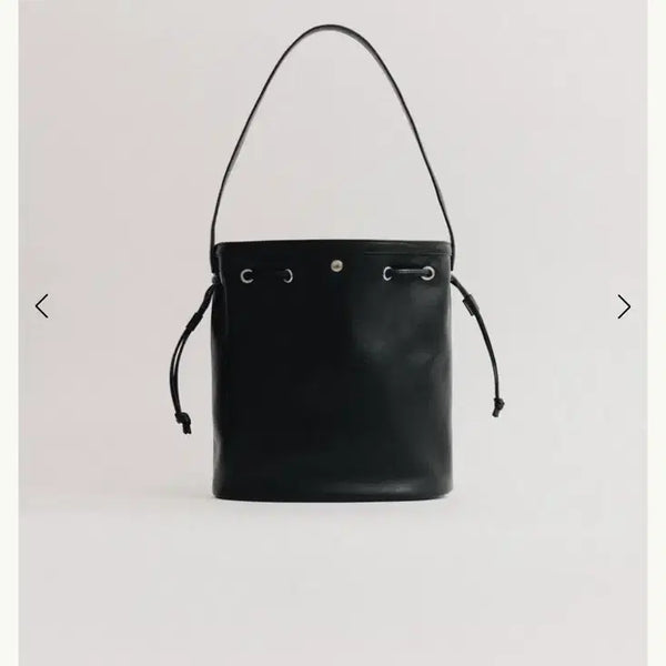 [BUNJANG] TOTIÉ Coccy Bucket Bag Black Leather / 투티에 코키 버킷백(블랙,소가죽,새상품)