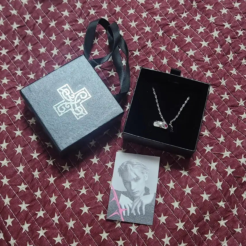 [BUNJANG] TXT Huening Kai Showcase Thorn Jacket Back-Gift Ring / 투바투 휴닝카이 가시잠바 쇼케이스 역조공 반지