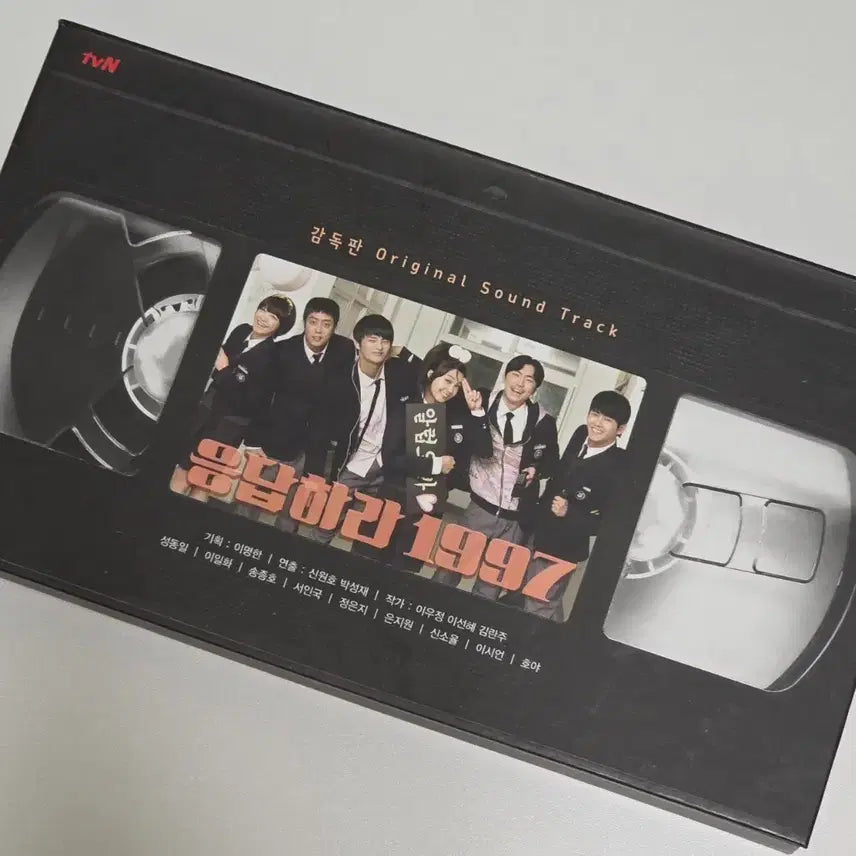 [BUNJANG] Seo In Guk, Jung Eun Ji "Reply 1997" Director's Cut OST (Includes DVD) / [서인국,정은지] 응답하라 1997 감독판 OST (DVD포함)