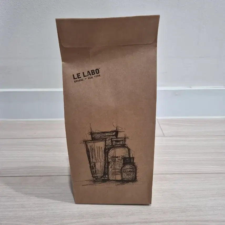 [BUNJANG] Le Labo Perfuming Hand Cream Santal 30ML / 르라보 퍼퓨밍 핸드크림 상탈 30ML