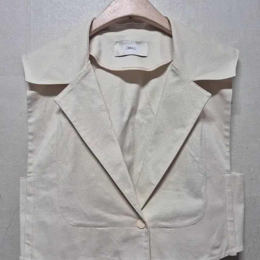 [BUNJANG] DEWL Collar Vest / 듀엘 카라 베스트