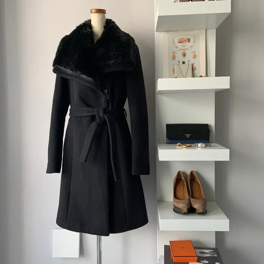 [BUNJANG] Diane von Furstenberg Belted Wool Coat with Fur Collar - Black / 55 DVF 퍼 카라 벨티드 울 코트 블랙