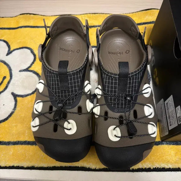 [BUNJANG] Crocs x Helinox Quick Trail Clog Walnut (Size 270) / 크록스 x 헬리녹스 퀵 트레일 클로그 월넛 270
