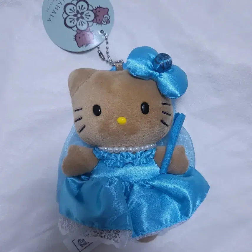 [BUNJANG] Hello Kitty Plush Keychain / 헬로키티 인형 키링