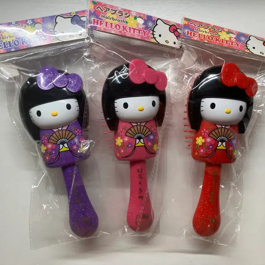 [BUNJANG] Hello Kitty Kimono Version Hair Brush / 헬로키티 헤어 브러쉬 빗 일본 한정 기모노