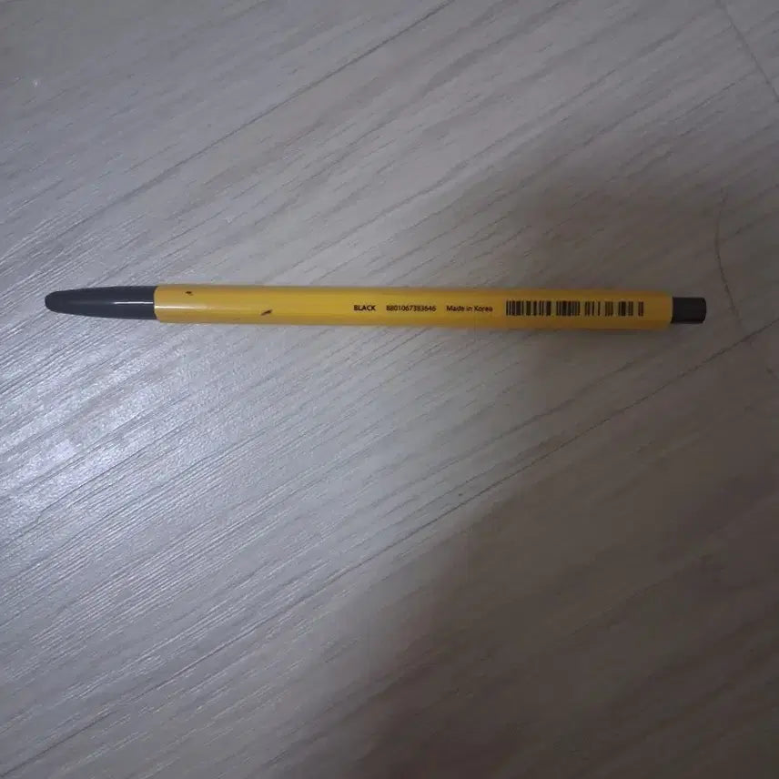 [BUNJANG] Monami Norris 778 Yellow Ballpoint Pen / 모나미 노리스 778 노란색 필기구