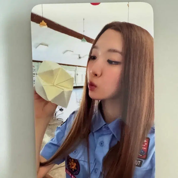 [BUNJANG] TUIDE Elena Showcase Photocard / 튜이드 TUIDE 엘레나 쇼케이스 입장포카