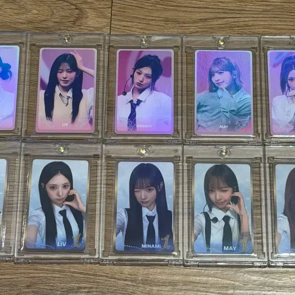 [BUNJANG] LeSserafim Timepiece App Version Set Photocard / 리센느 타임피스 앱버전 세트로 판매