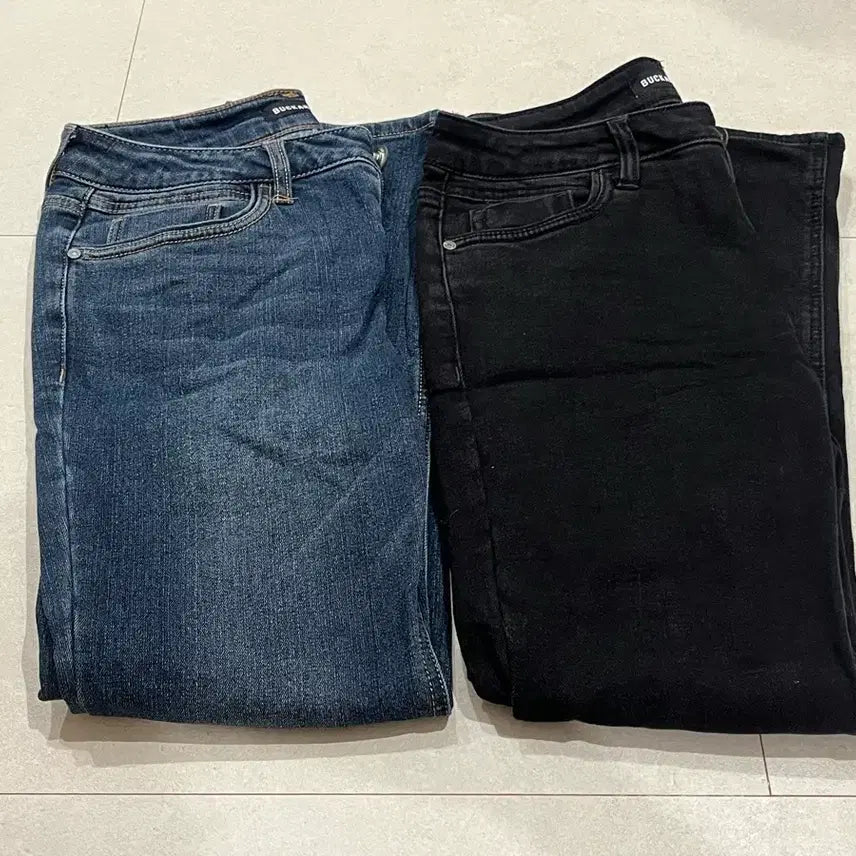 [BUNJANG] Buccheru Jeans Set (Light Blue & Black) / 버커루 청바지 2종 세트