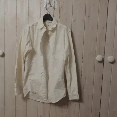 [BUNJANG] Uniqlo White Oxford Shirt / 유니클로 화이트 남방셔츠