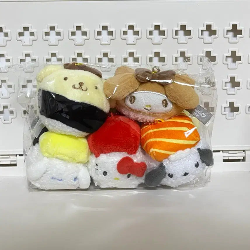 [BUNJANG] Sanrio Sushi Series Plush Keychain Set (5 Types) / 산리오 초밥 시리즈 인형 키링 5종 세트 새상품