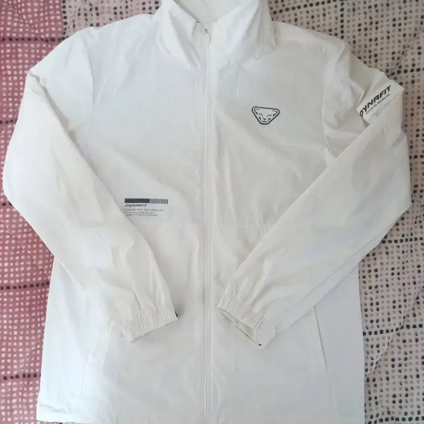 [BUNJANG] Dynafit White Windbreaker Jacket 100 / 다이나핏 화이트 바람막이 자켓 100 @@