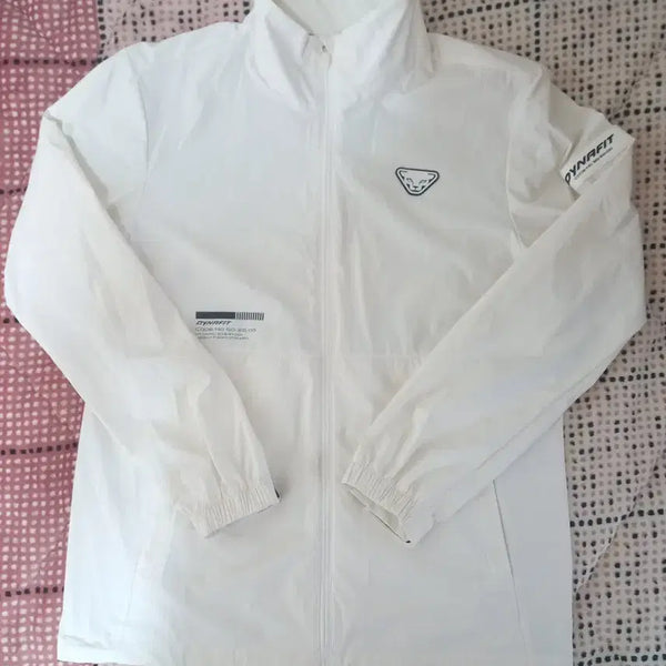 [BUNJANG] Dynafit White Windbreaker Jacket 100 / 다이나핏 화이트 바람막이 자켓 100 @@