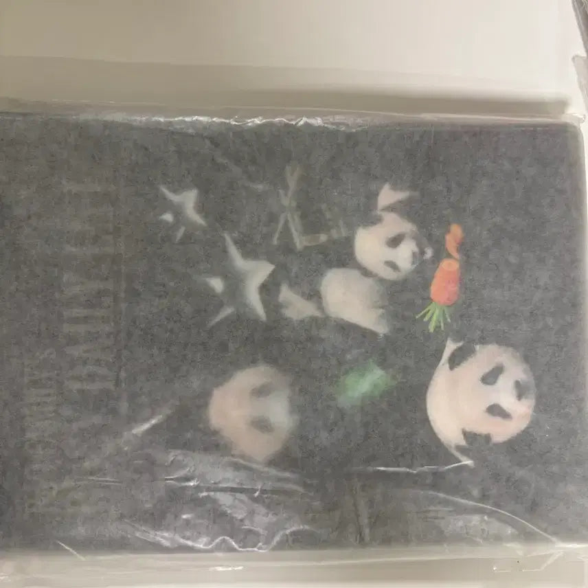 [BUNJANG] Bao Family Le Bao Pouch / 바오패밀리 러바오 파우치