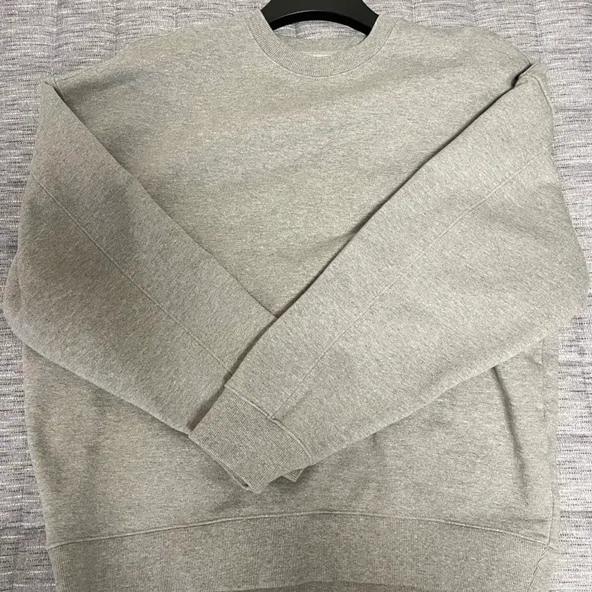 [BUNJANG] Romantic Pirates Sweatshirt Grey M / 로맨틱파이어리츠 스웨트셔츠 그레이 M사이즈