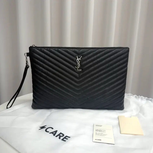 [BUNJANG] Saint Laurent Matelassé Clutch Black Silver Hardware / [라지] 생로랑 마틀라세 클러치 블랙 은장