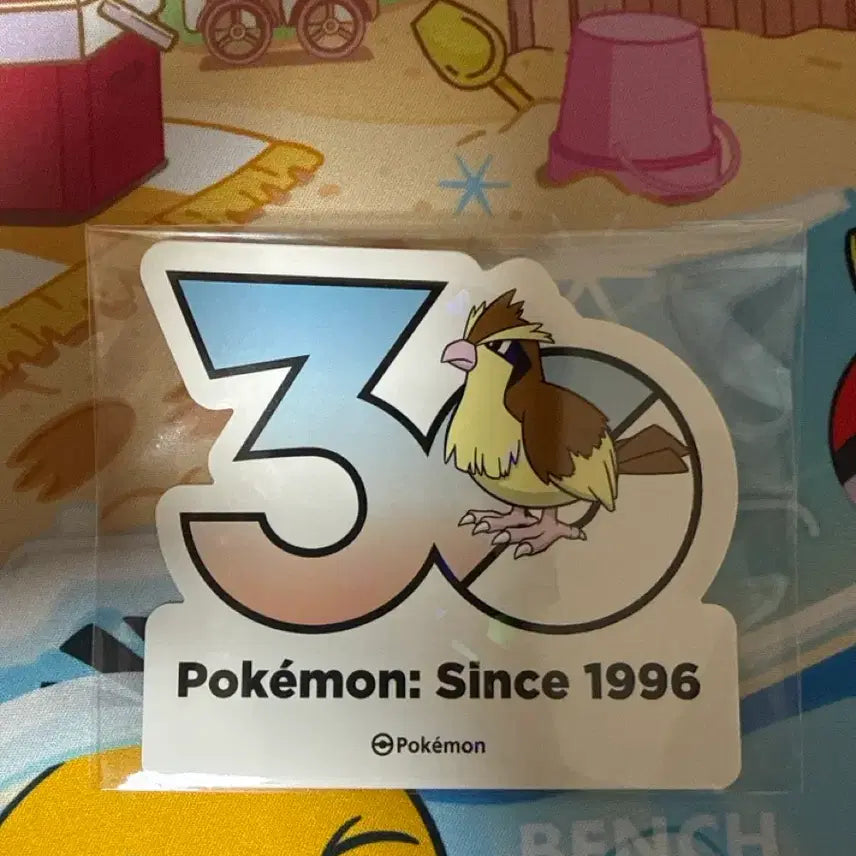 [BUNJANG] Pokemon 30th Anniversary Logo Sticker - Pidgey / 포켓몬스터 30주년 스티커 - 구구