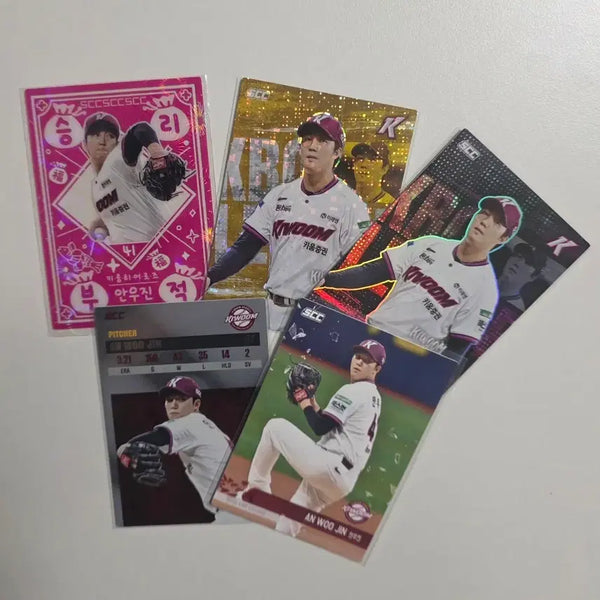 [BUNJANG] 2026 KBO Plus Card Woo-jin Ahn with Victory Charm Set / 2026 KBO 플러스 카드 안우진 승리부적 포함