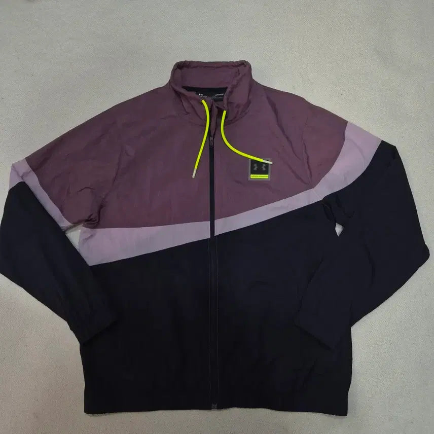 [BUNJANG] Under Armour Windbreaker L / 언더아머  바람막이L