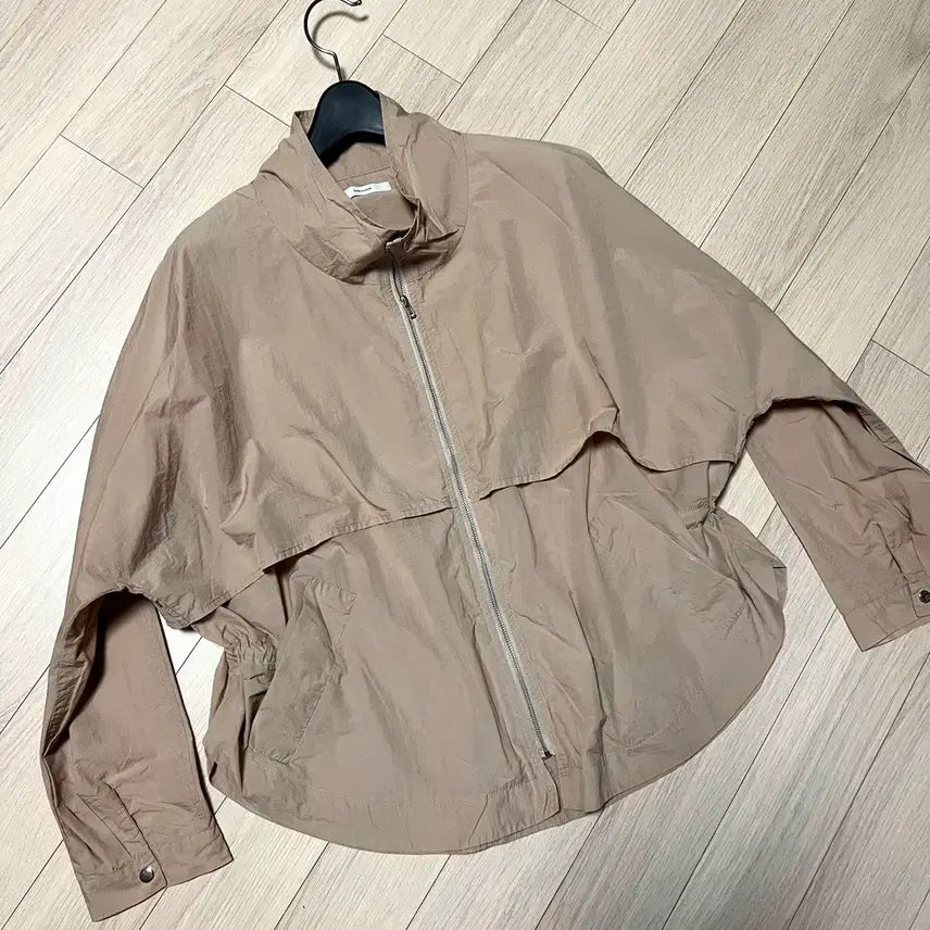 [BUNJANG] DAILYLOOK Summer Jumper Beige Lightweight Windbreaker Jacket / 데일리룩 DAILYLOOK 프라 썸머 점퍼 베이지 바스락 경량 바람막이 자켓 야상