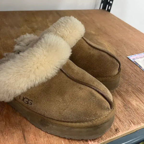 [BUNJANG] UGG Slippers Brown / 어그 슬리퍼 브라운 230