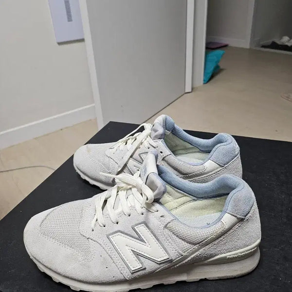 [BUNJANG] New Balance 996 Light Grey Sneakers 240mm / 뉴발란스 996 라이트 그레이 240mm 상태매우좋음
