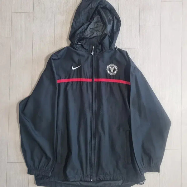 [BUNJANG] Nike Manchester United 00s Windbreaker Jacket / 00s USA 나이키 맨유 바람막이