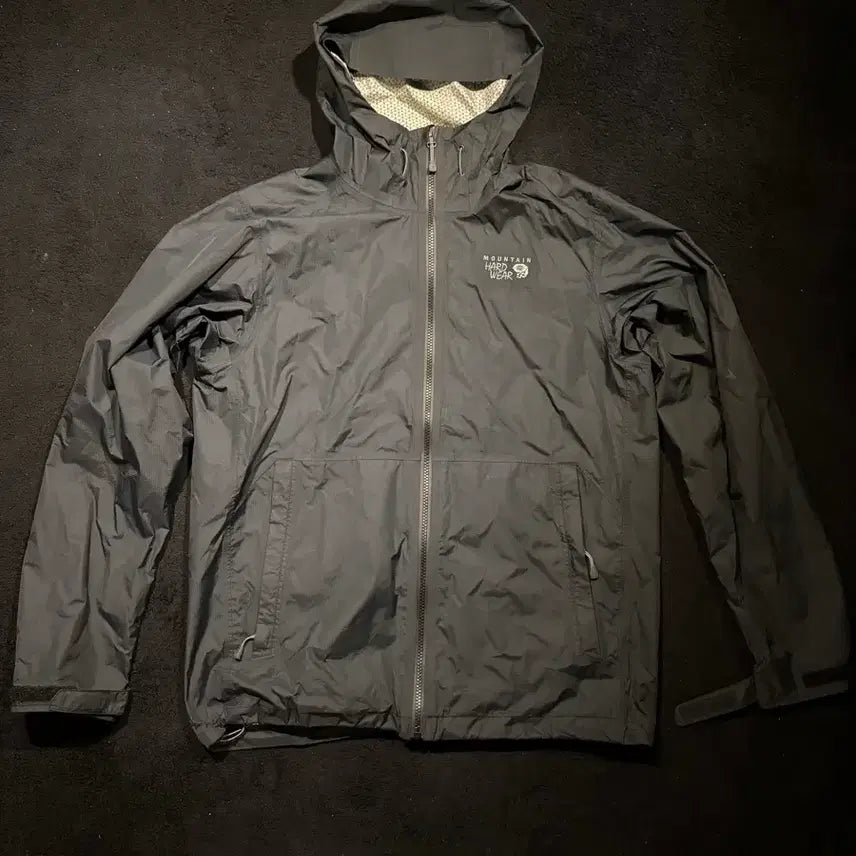 [BUNJANG] Mountain Hardwear Windbreaker Jacket / Mountain hardwear jacket