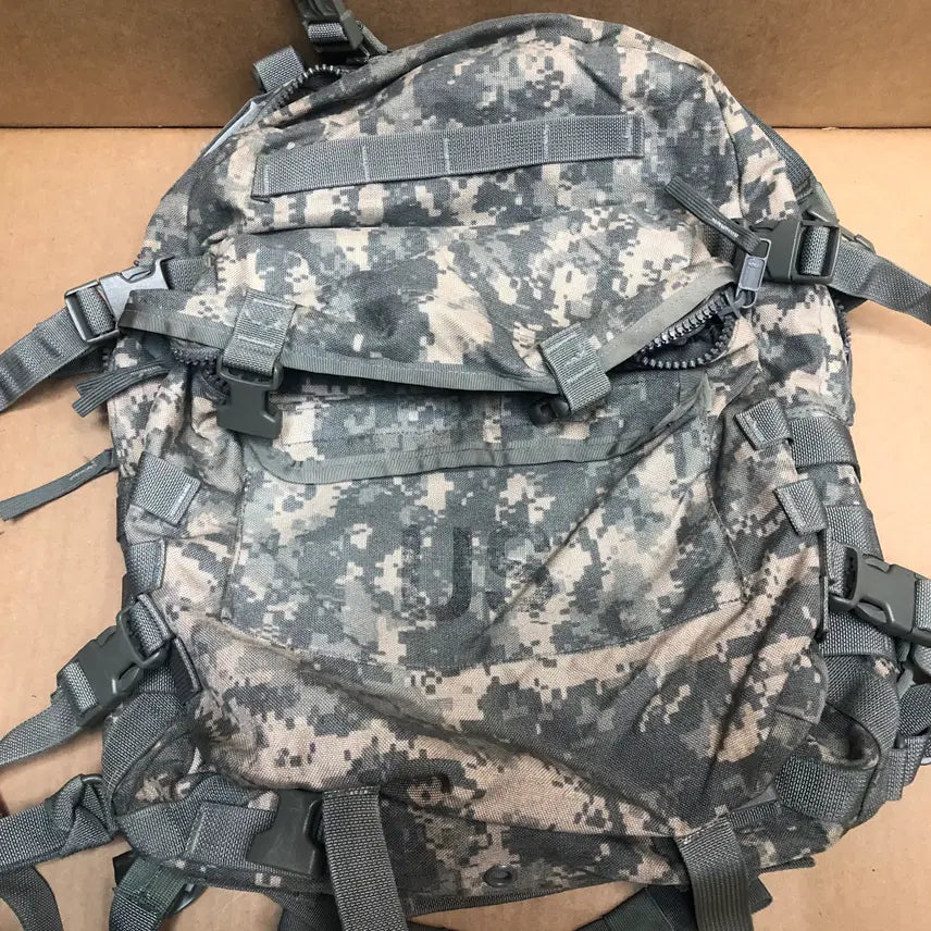 [BUNJANG] US Military MOLLE II 3-Day Assault Backpack (ACU Digital Camo) - Excellent Condition / ACU어썰트15. 미군 MOLLE 2 3일용 어썰트 백팩 (특A급 완품) 25