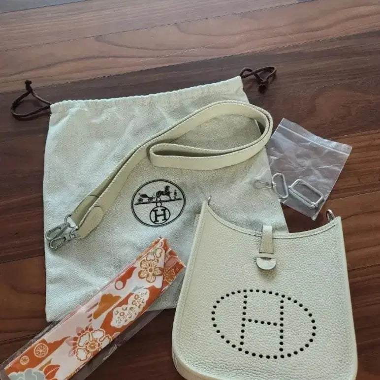 [BUNJANG] Hermes Evelyne Mini Craie Bag / 에블린 미니