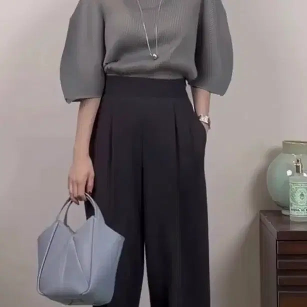 [BUNJANG] Hizzi Pleated Blouse New Arrival / 히찌 플리츠 블라우스 새상품